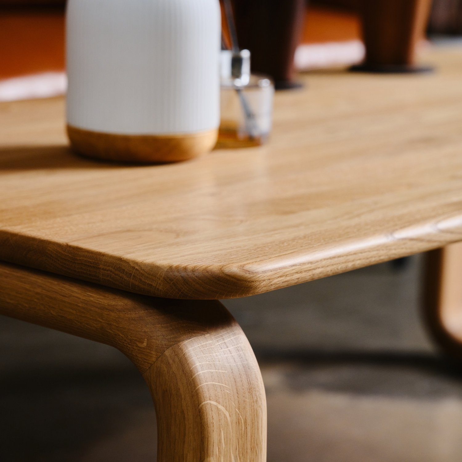 Salontafel van massief eikenhout 'Vesa'